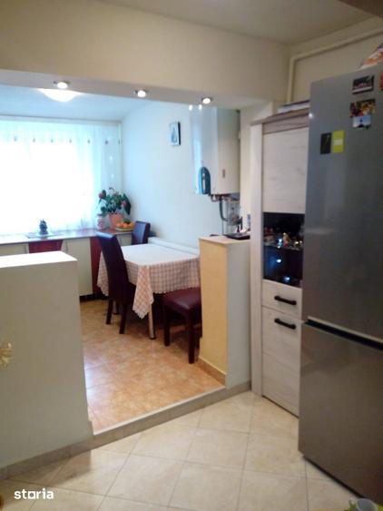 Apartament cu 3 camere decomandat în Nord