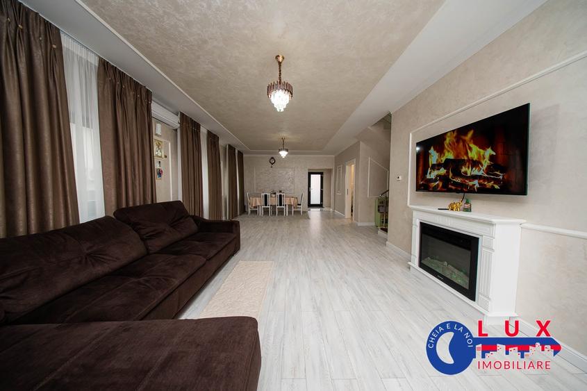 Casă individuală cu 5 camere cu Teren 400 Mp în Vest