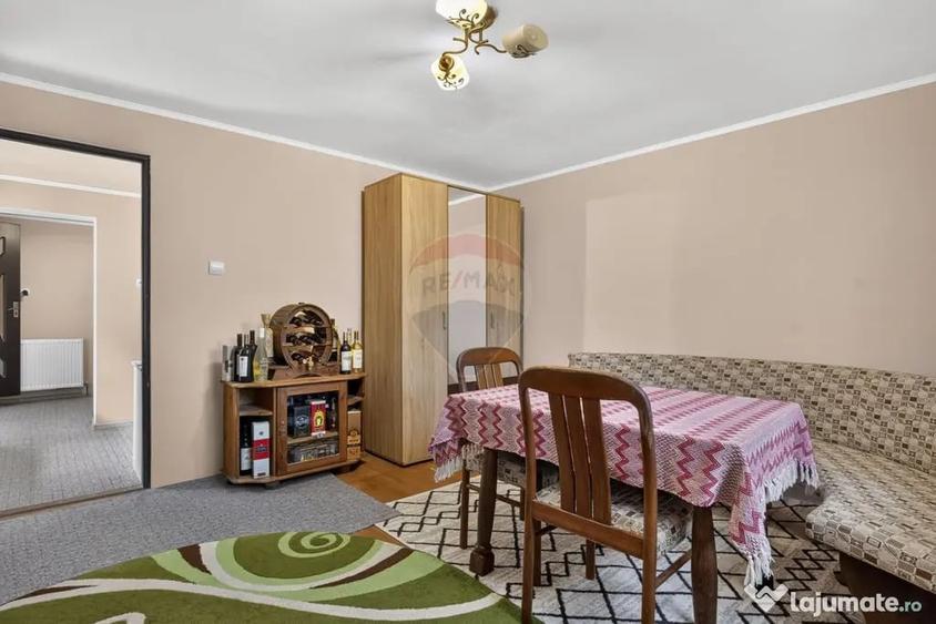 Casă cu 3 camere cu Teren 252 Mp în Aradul Nou