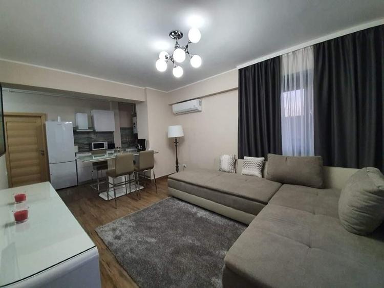 Apartament cu 2 camere semidecomandat în Central