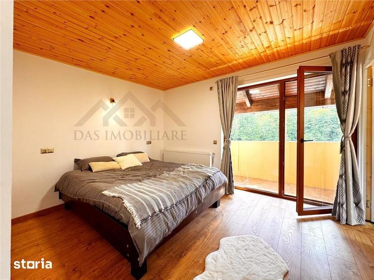 Casă cu 7 camere cu Teren 150 Mp în Central