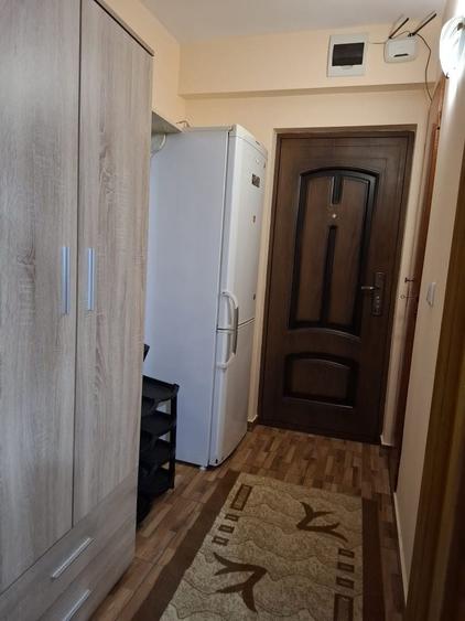 Garsonieră în Uiești