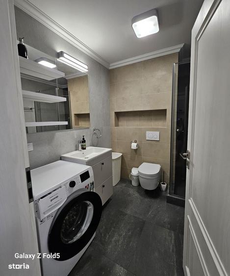 Apartament cu 2 camere decomandat în Cantemir