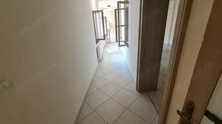 Spațiu comercial, de 110 mp, în Central