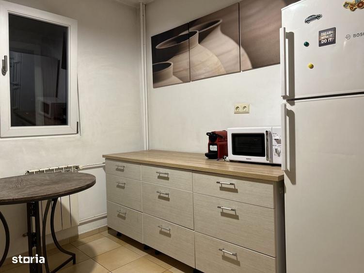 Proprietar | 3 camere|et.3| Proximitate metrou Favorit & bazin de inot - 18