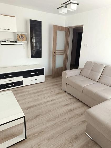 Apartament cu 2 camere decomandat în Decebal