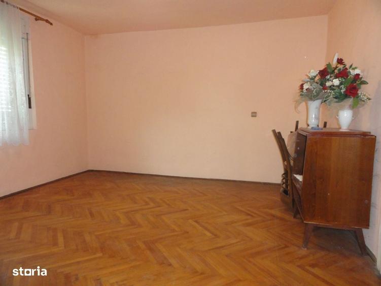 Casă cu 4 camere în Gai