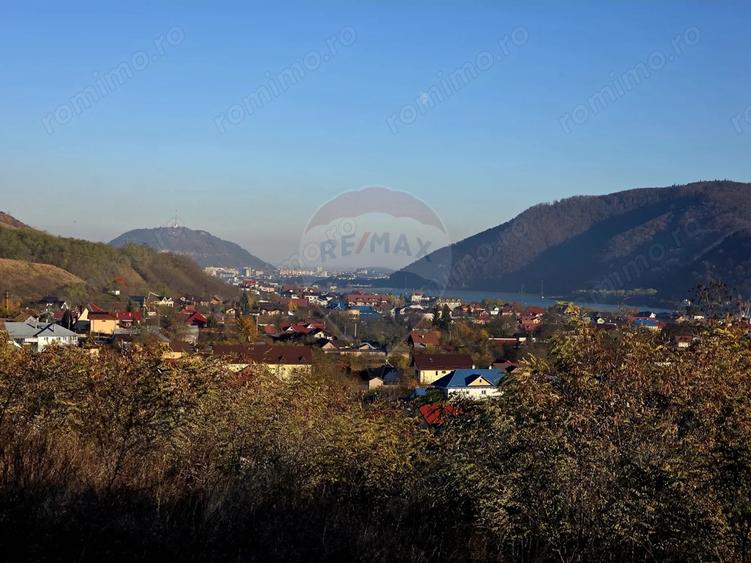 Teren de 6874 mp, în Alexandru cel Bun