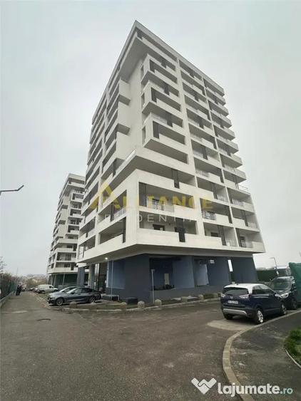 Apartament cu 3 camere semidecomandat în Fundeni