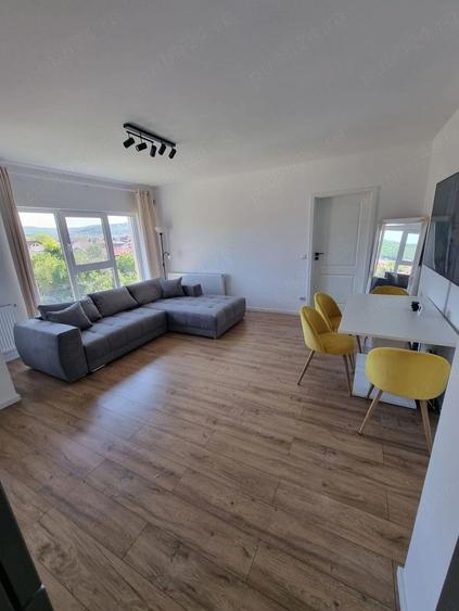 Apartament cu 2 camere decomandat în Florești