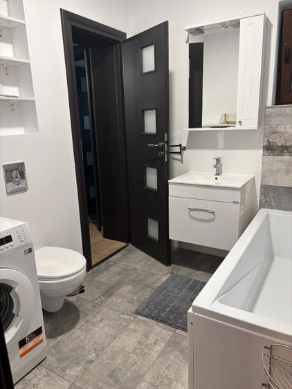 Apartament cu 2 camere semidecomandat în Grivița