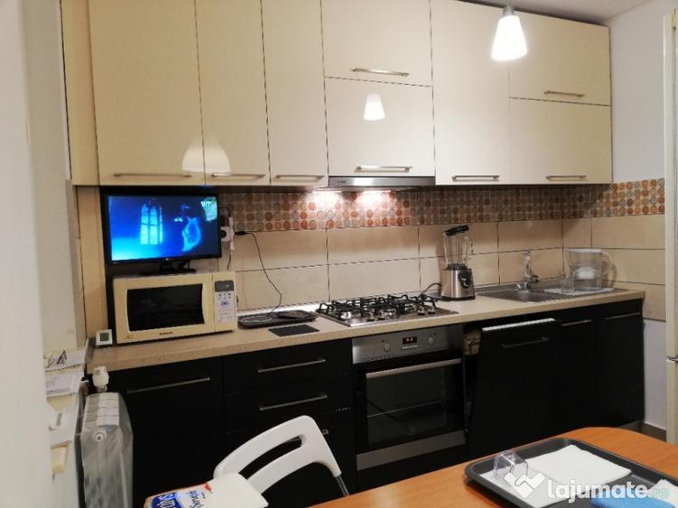 Apartament cu 4 camere decomandat în Militari