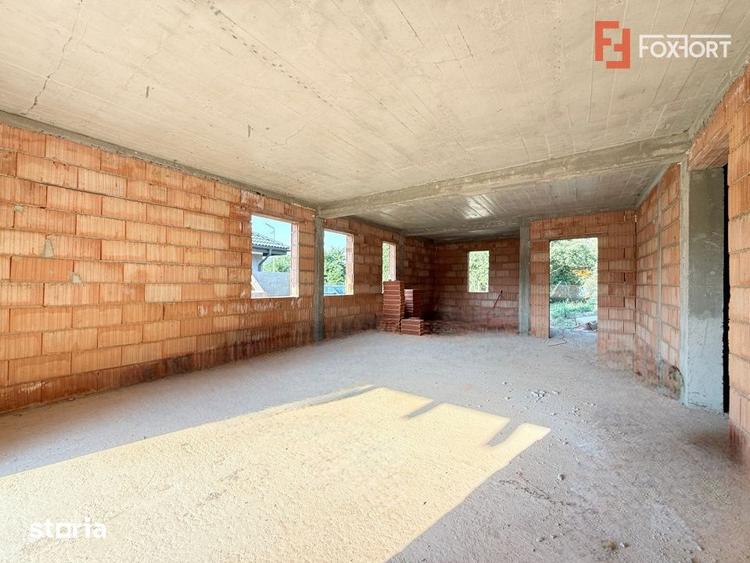 Casa individuala cu 3 camere si 656 mp teren, de vanzare in Sanmihaiu - 1