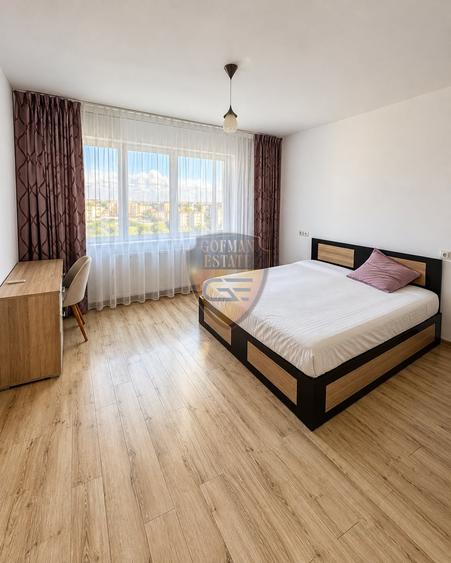Apartament cu 3 camere decomandat în Faleza Nord