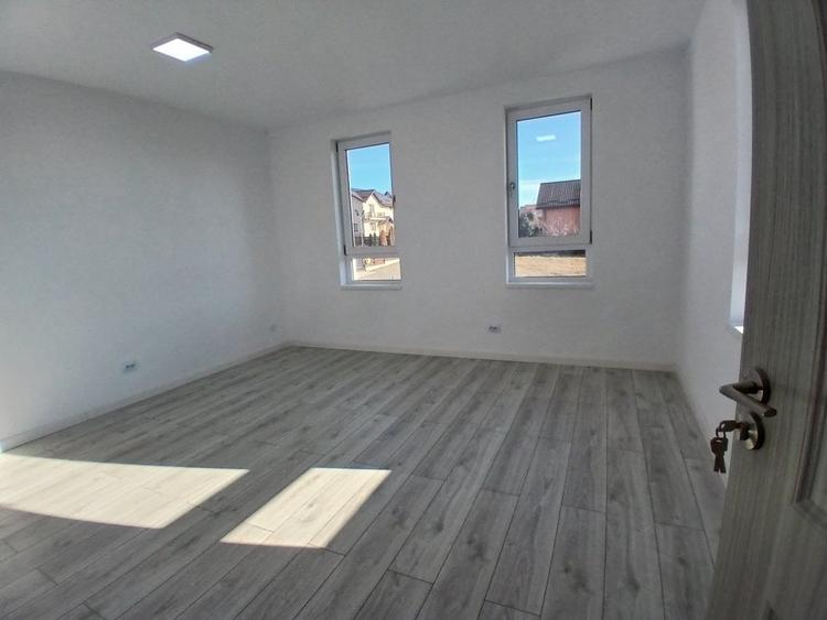 Vila D+P+1E, 270mp utili pretabila si ca spatiu zona Valea Lupului - 6
