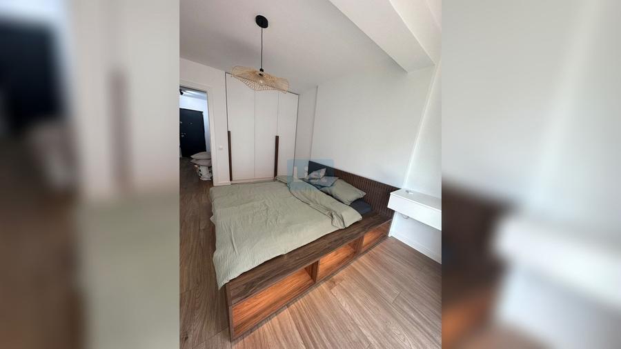 Apartament cu 2 camere semidecomandat în Florești