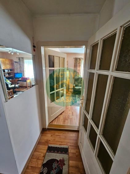 Casă cu 7 camere cu Teren 210 Mp în Central