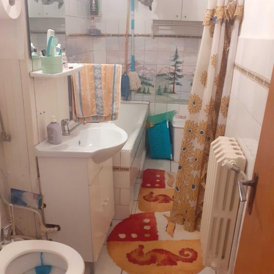 Apartament cu 2 camere semidecomandat în Sânmiclăuș