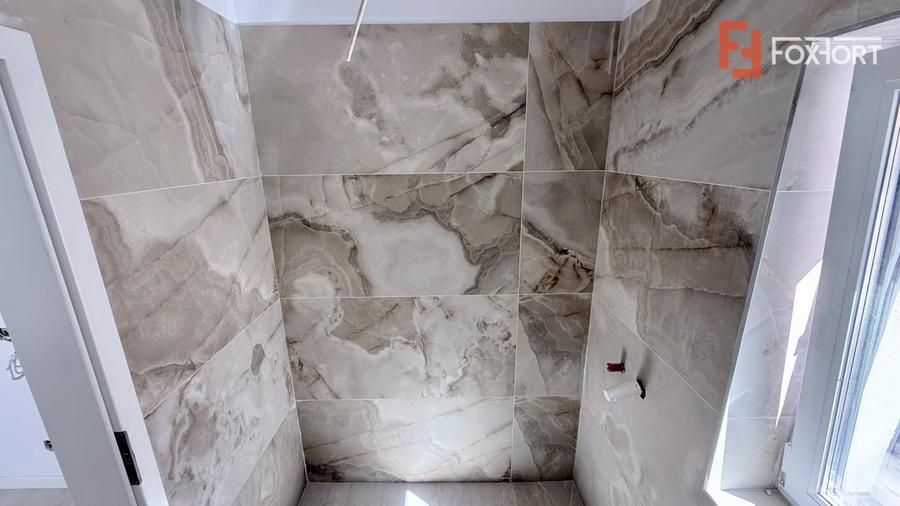 Duplex cu 4 camere cu Canalizare în Ghiroda