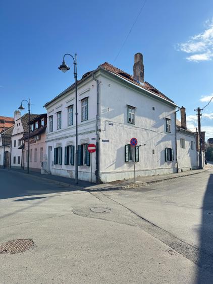Spațiu comercial, de 79 mp, în Central