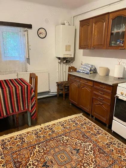 Casă cu 3 camere cu Teren 1150 Mp în Fusea