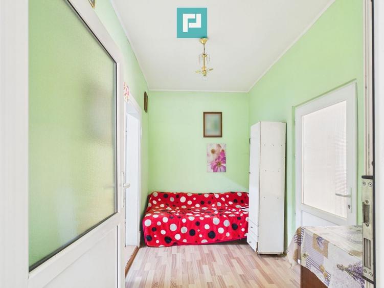 Casă individuală cu 4 camere cu Canalizare în Cărpiniș