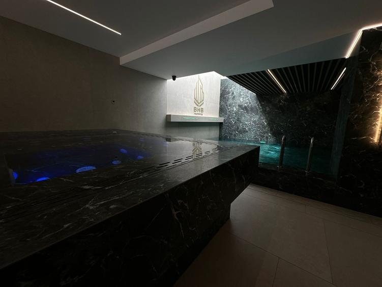 Apartament cu 3 camere în Barbu Văcărescu