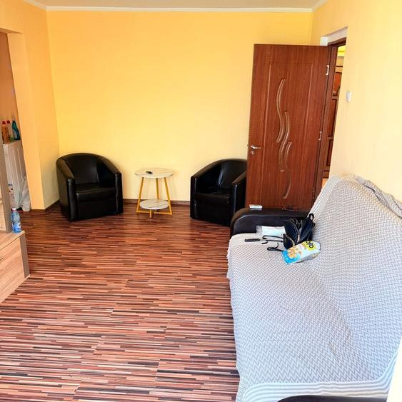 Apartament cu 2 camere decomandat în Viziru 3