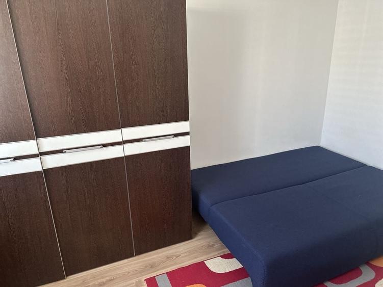 Apartament cu 2 camere decomandat în Podu Roș