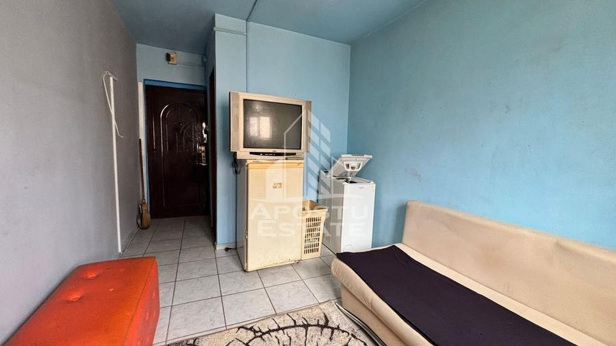 Garsoniera de vanzare in zona Girocului, Timisoara - 2