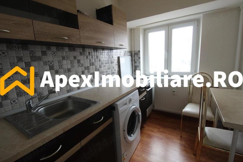 Garsonieră decomandată, mobilată în P-ța Alba Iulia