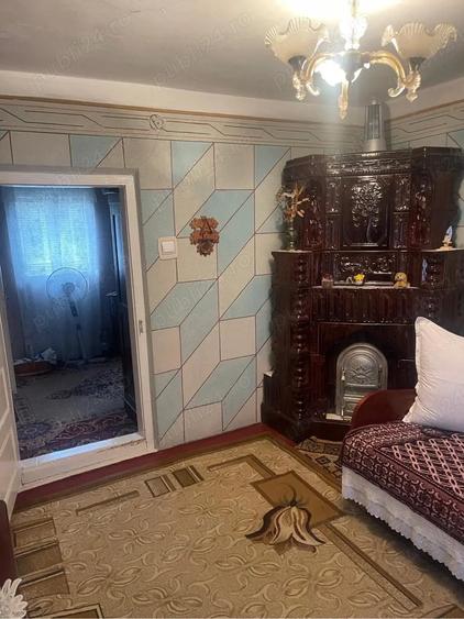 Casă cu 3 camere cu Teren 2000 Mp în Glodeanu Sărat