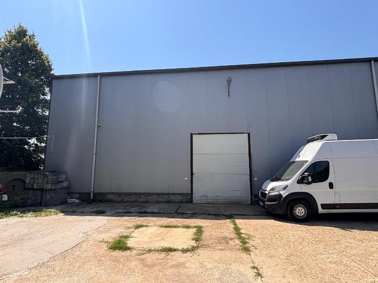 Spațiu industrial, de 480 mp, în Central