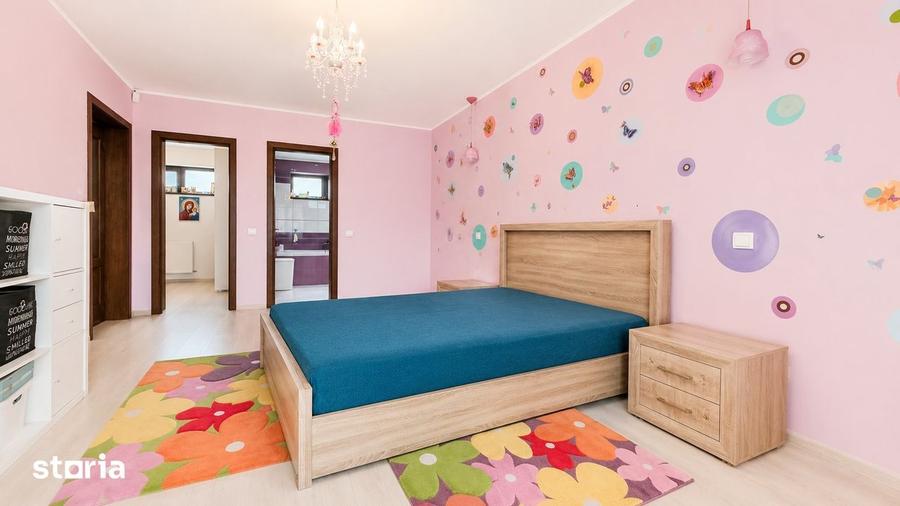 Casă cu 5 camere cu Teren 1027 Mp în Clinceni