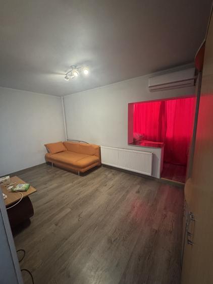 Garsonieră decomandată în Micălaca