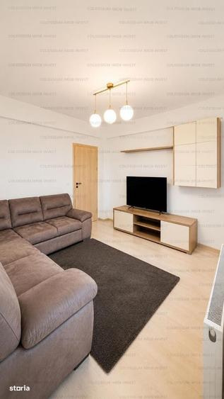 Apartament cu 3 camere decomandat în Tractorul