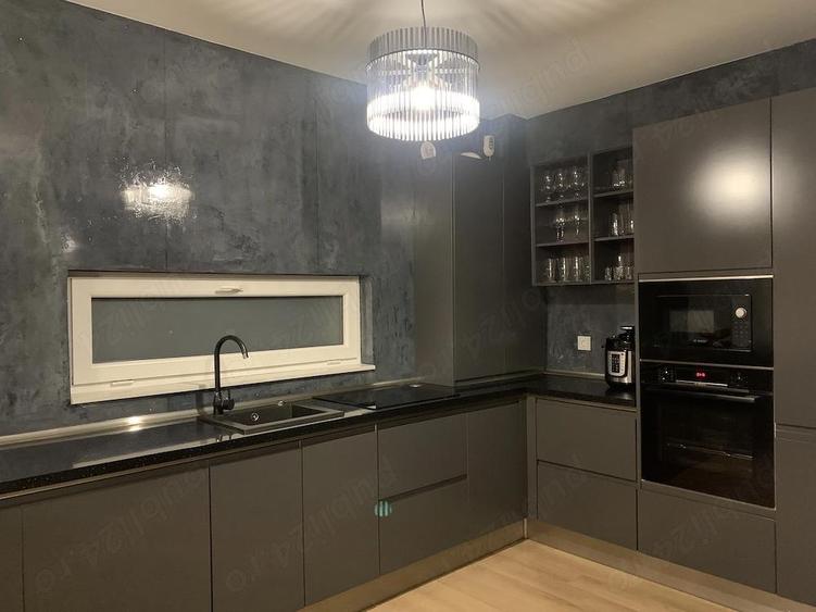 Casă cu 4 camere cu Teren 250 Mp în Exterior Vest