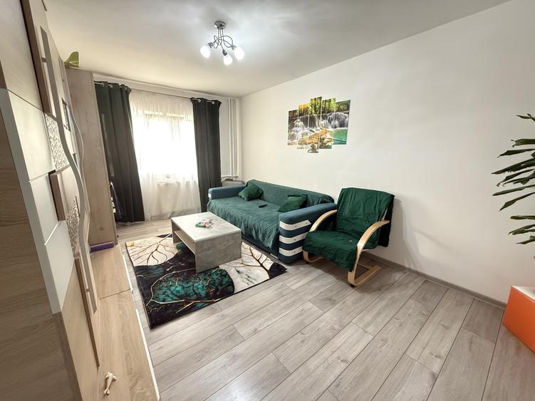 Apartament cu 2 camere decomandat, mobilat în Lipovei