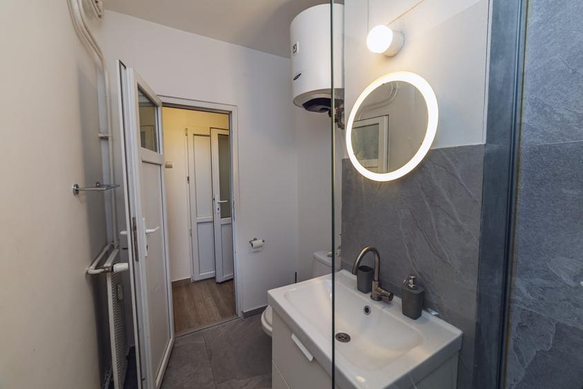 Apartament cu 2 camere semidecomandat, mobilat în Iancului