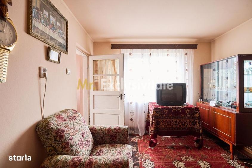 Casă cu 3 camere în Pietroasa