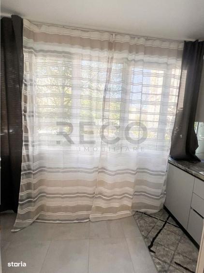 Apartament cu 3 camere semidecomandat în Rogerius