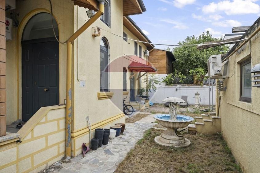 Casă cu 7 camere cu Teren 240 Mp în Parcul Circului