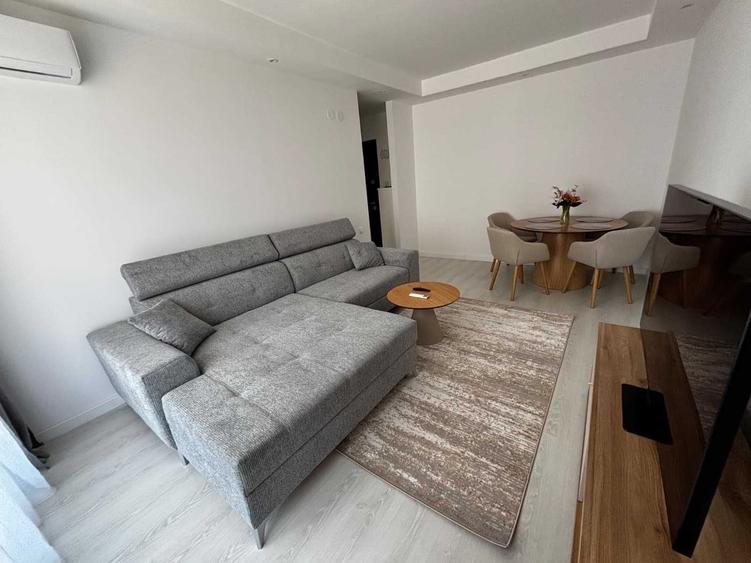 Apartament cu 2 camere decomandat în Tunari