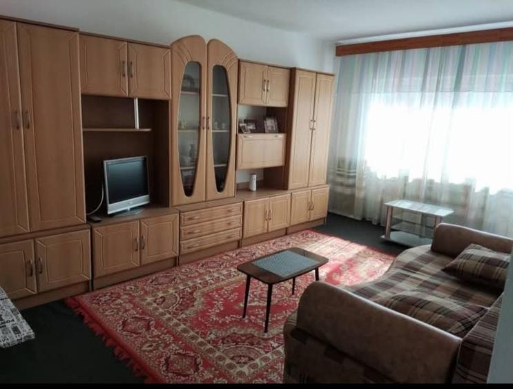 Apartament cu 2 camere decomandat în Coman