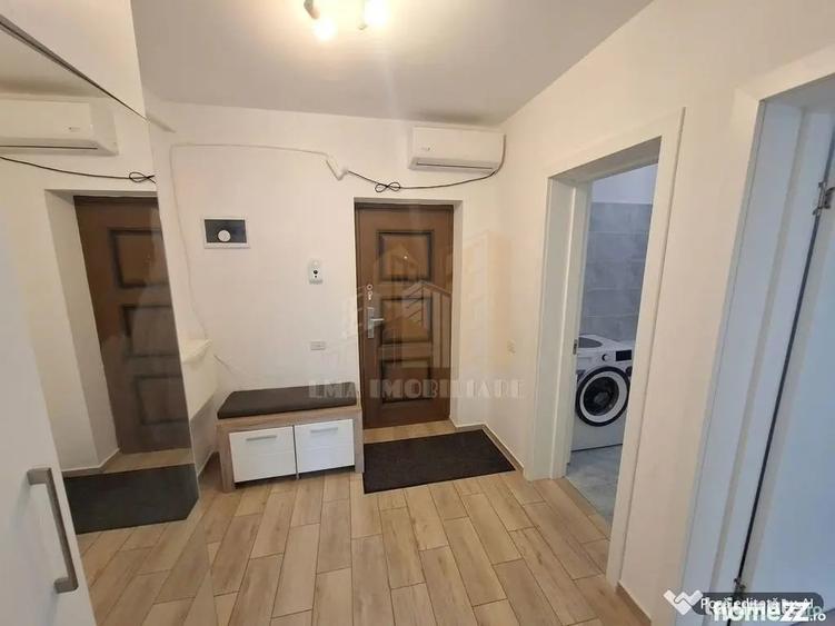 Apartament cu 2 camere decomandat în Sânpetru