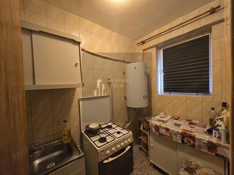 Garsonieră decomandată în Vitan