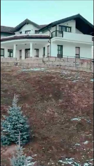 Casă cu 4 camere în Mănăstirea Humorului