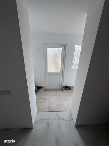 Casă cu 3 camere cu Teren 271 Mp în Valu lui Traian