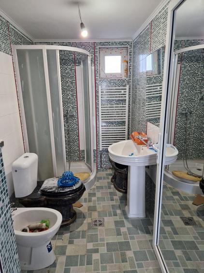 Casă individuală cu 4 camere cu Canalizare în Sânpetru