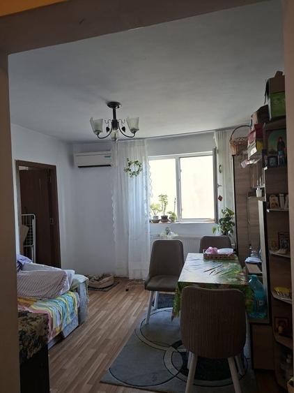 Apartament cu 2 camere semidecomandat în Compozitorilor